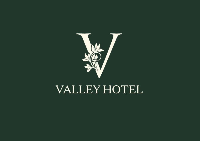 The Valley Hotel & Carriage Gardens Fivemiletown Exteriér fotografie